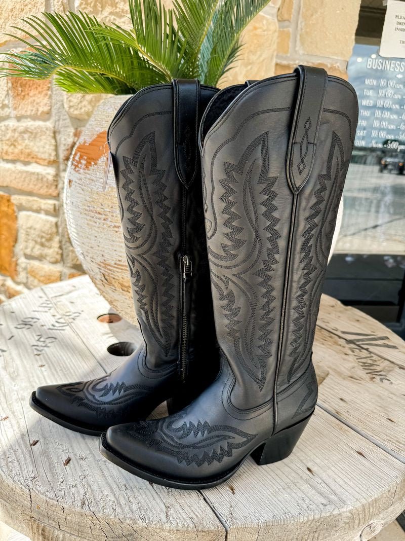 Ariat WMS Casanova Obsidian 10054106 – Southern Soule Designs