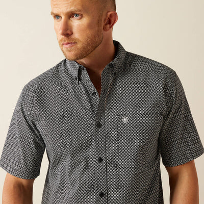 Ariat Men's Gene Classic Fit Short Sleeve Shirt Black 10054679