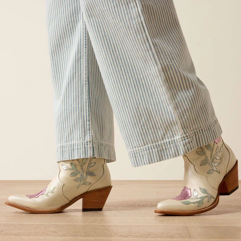 10073890 WMS Ultra High Rise Jazmine Wide Leg Jeans BLUE & WHITE DENIM STRIPE - Southern Soule Designs