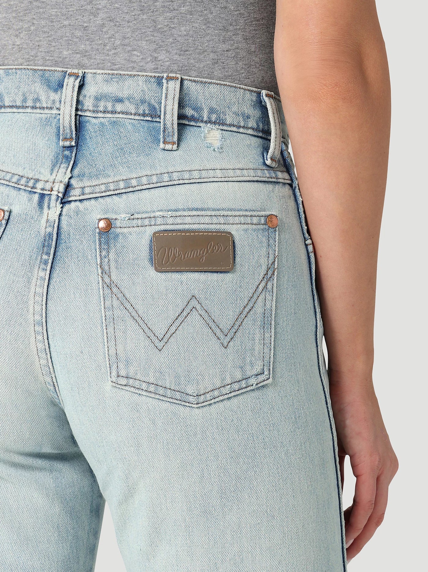 112328776 Distressed Slim Fit