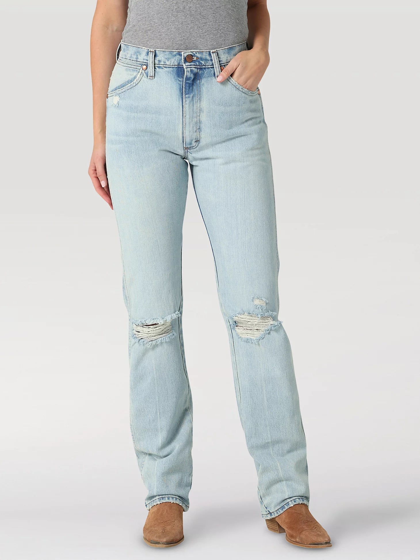 112328776 Distressed Slim Fit - Southern Soule Designs