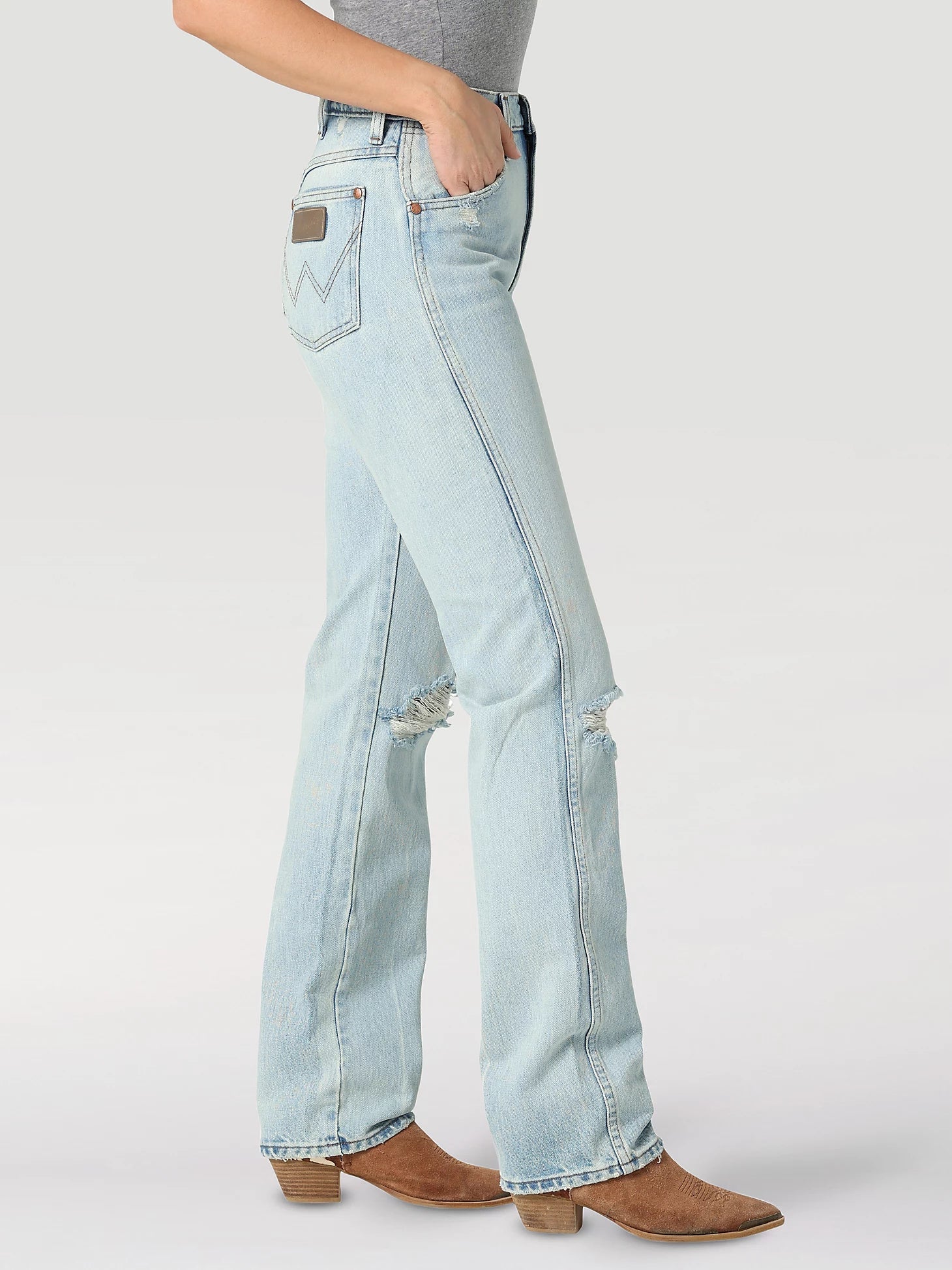 112328776 Distressed Slim Fit - Southern Soule Designs