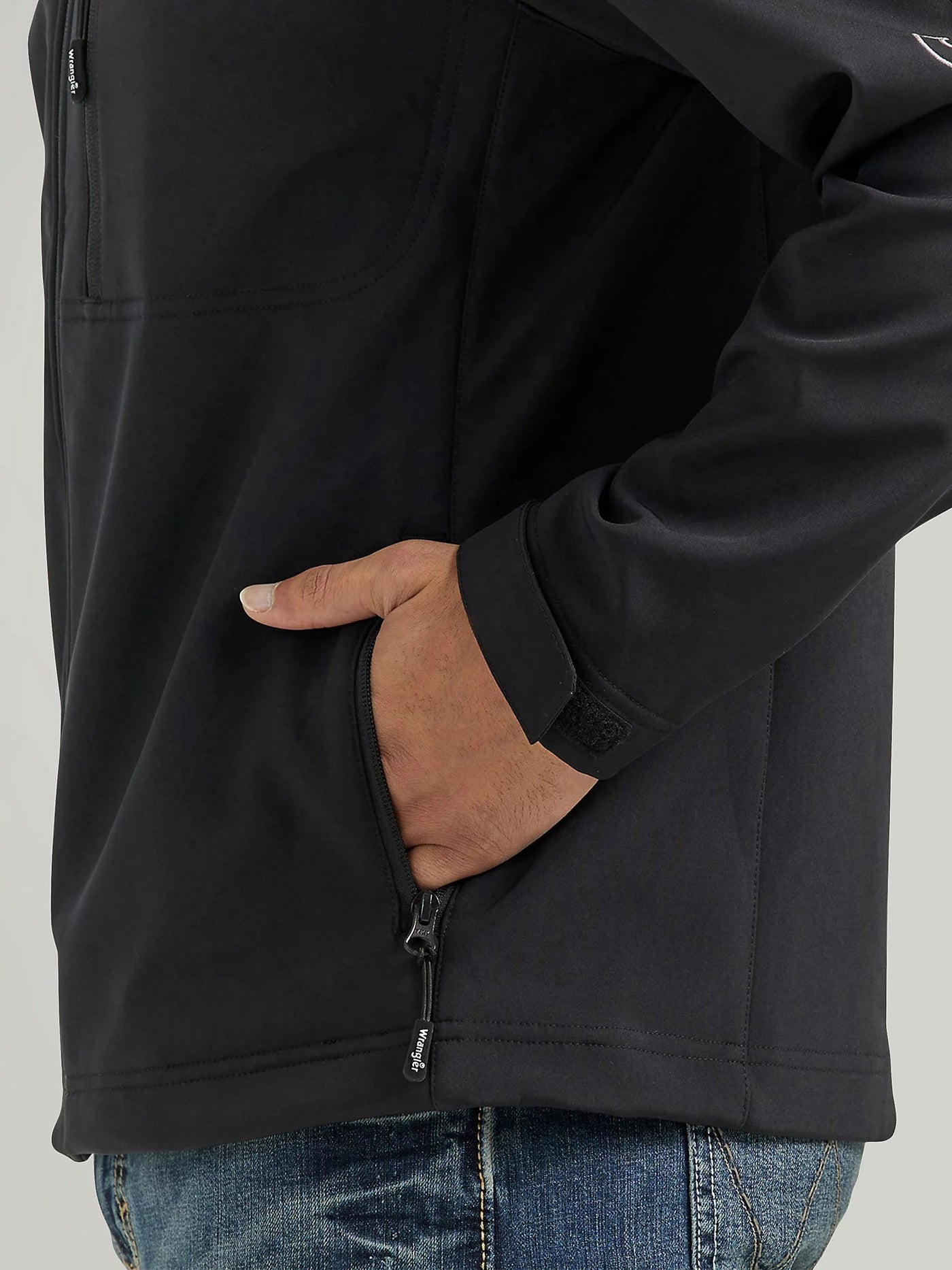 112353408 MNS Blackout WRG Trail Jacket - Southern Soule Designs