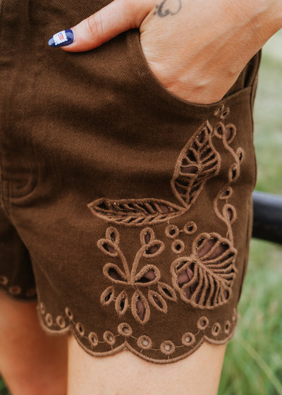 Brown Embroidered Scalloped Shorts ILP5285