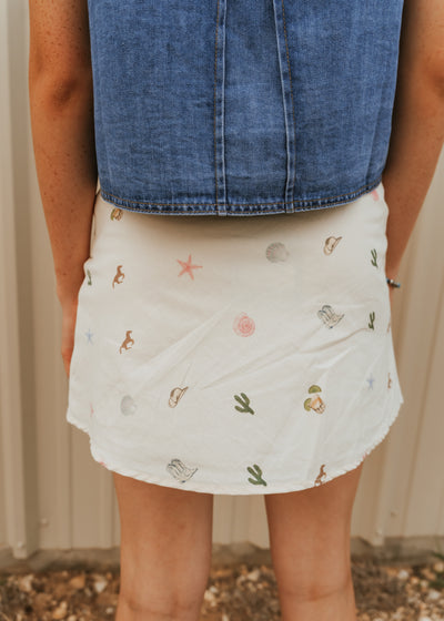 Cream High Waisted Coastal Cowgirl Graphic Mini Skirt IS5602