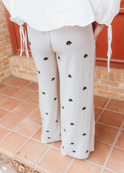 Oatmeal Embroidered Pants P4648