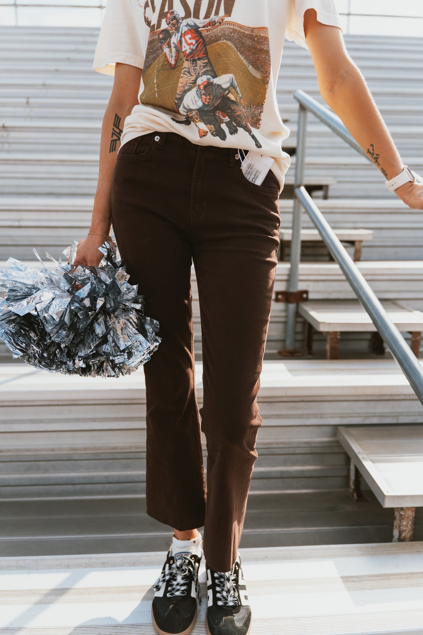 Dark Oak Jeanne Jean