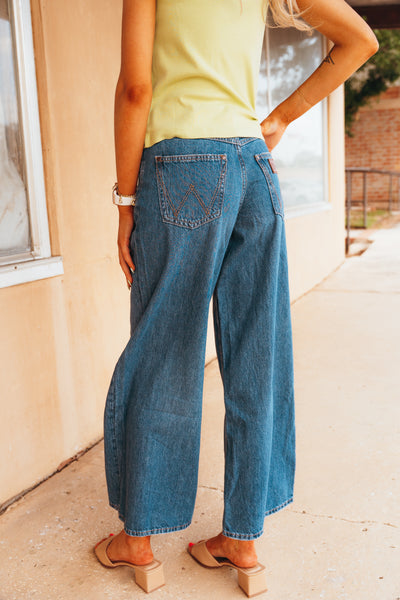 Wrangler Women's Retro Bailey High Rise Wide Leg Jean Yvette 112359363