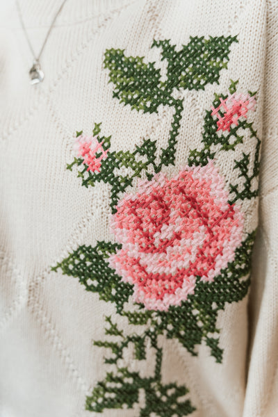 Ivory Rose Embroidered Sweater IFKT65447-01