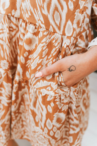 3/4 Sleeve Collared Dress - Camel Acorn Print