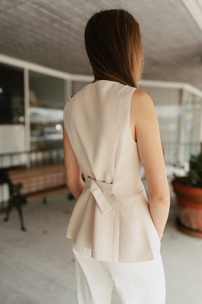 Nude Button Down Vest TI5026FO