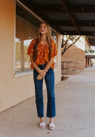 Auburn Floral Embroidered Button-Up Blouse WL25-10525