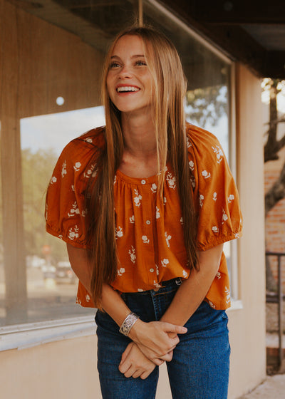 Auburn Floral Embroidered Button-Up Blouse WL25-10525