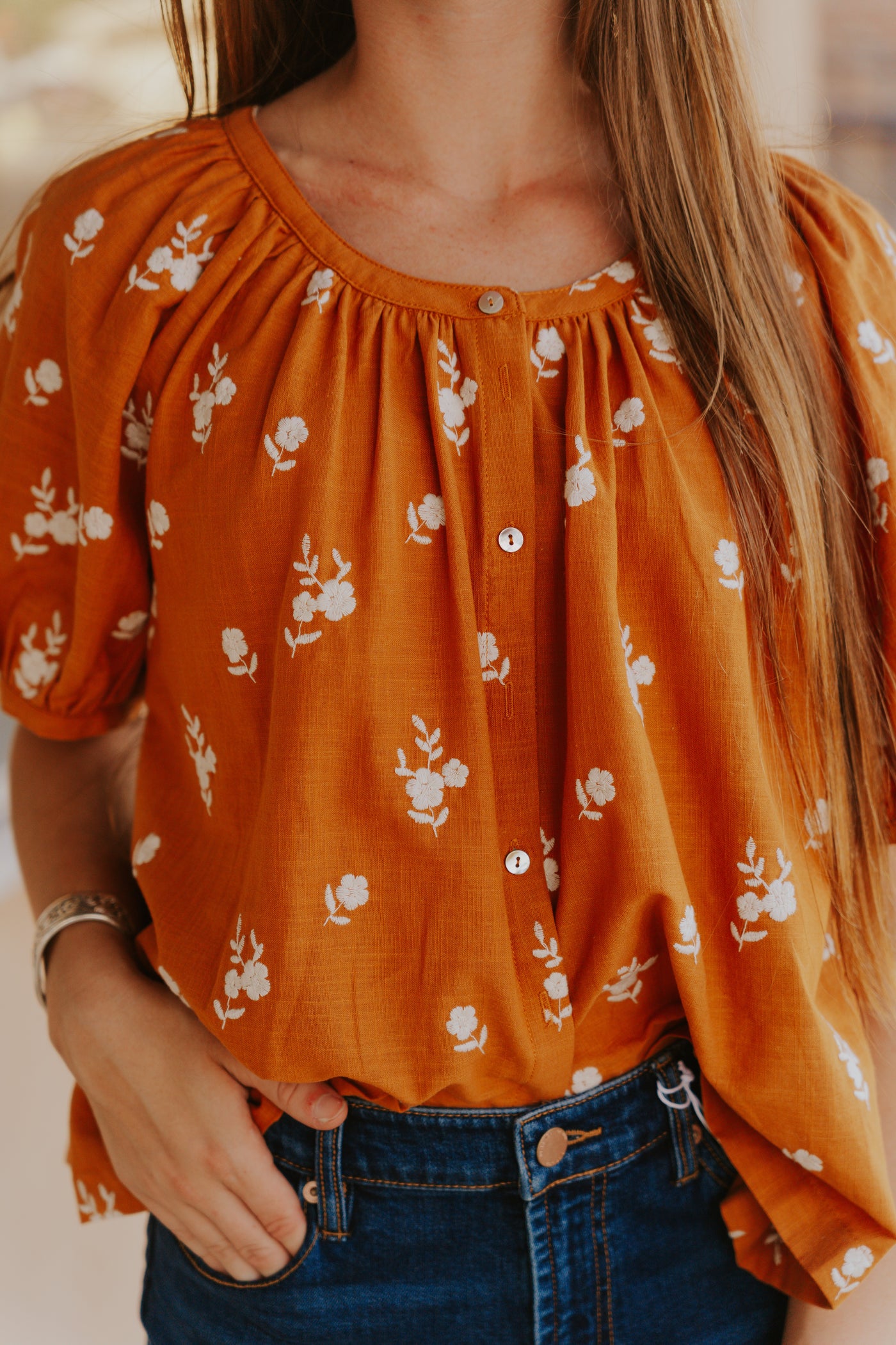 Auburn Floral Embroidered Button-Up Blouse WL25-10525