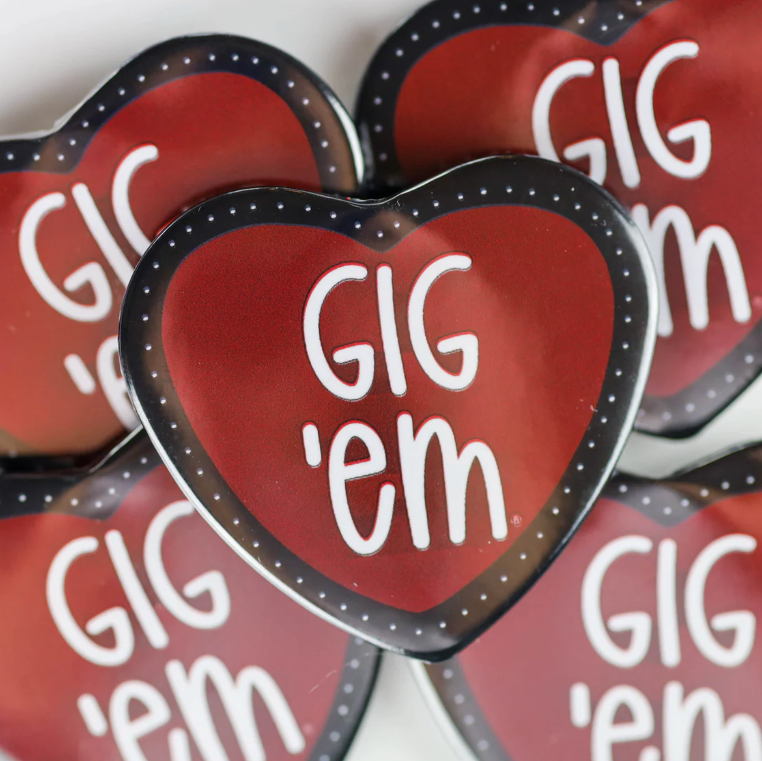 Gig 'Em Heart Shaped Game Day Button 2034