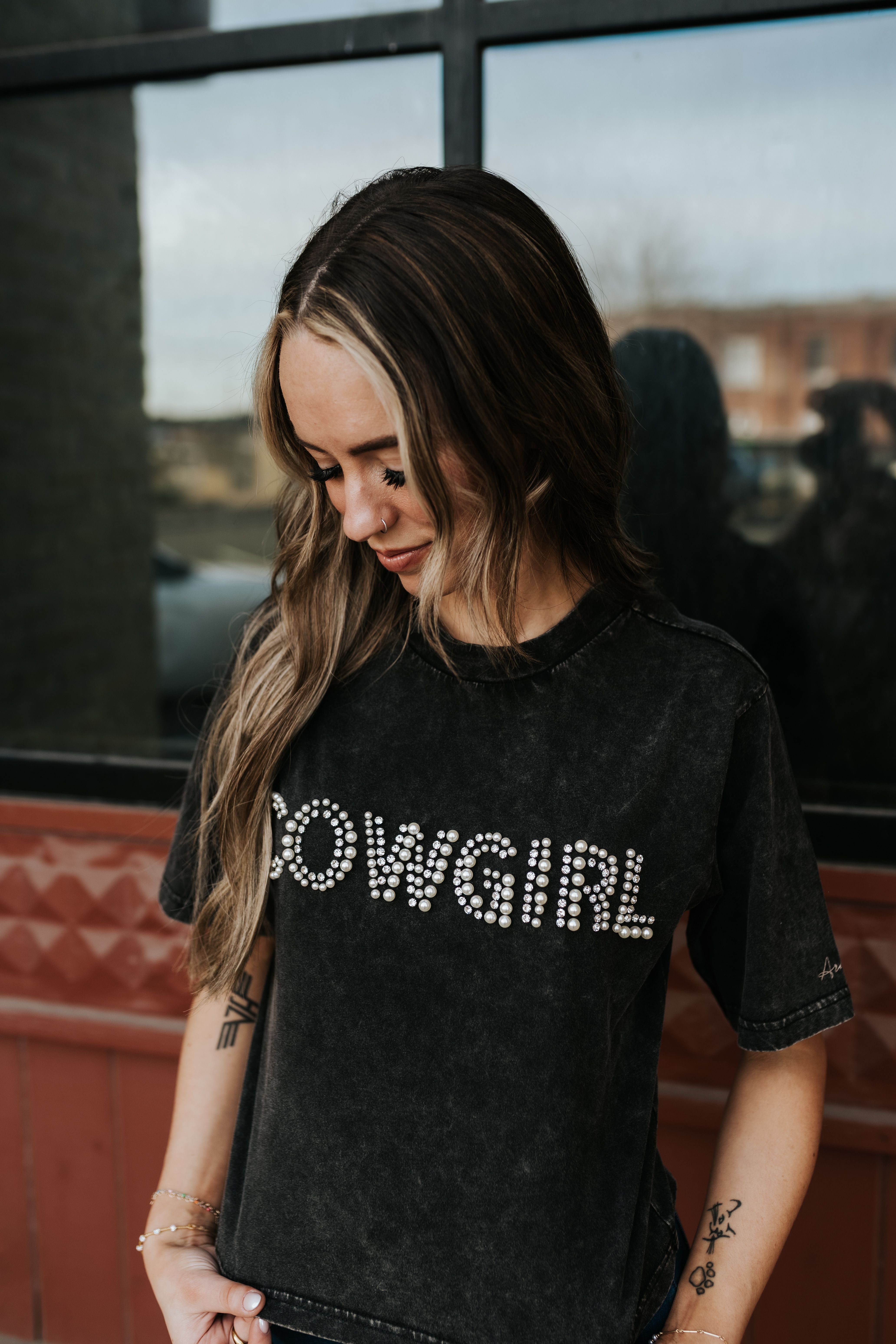 Ariat Women's Pearl T-Shirt Washed Black 10065990