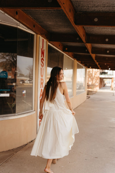 Off White Sleeveless Dress with Tie Back D4549