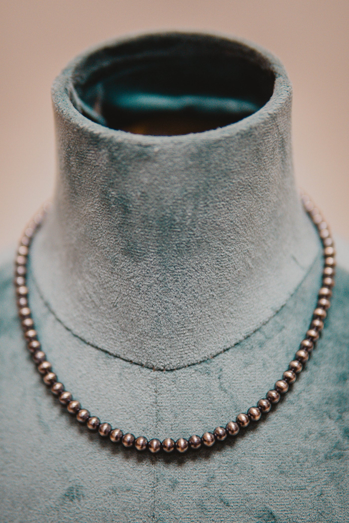 Navajo Pearl 5MM 16"