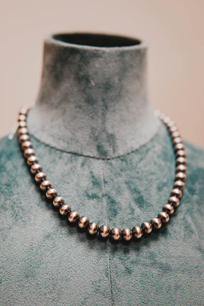 Navajo Pearl 8MM 18"