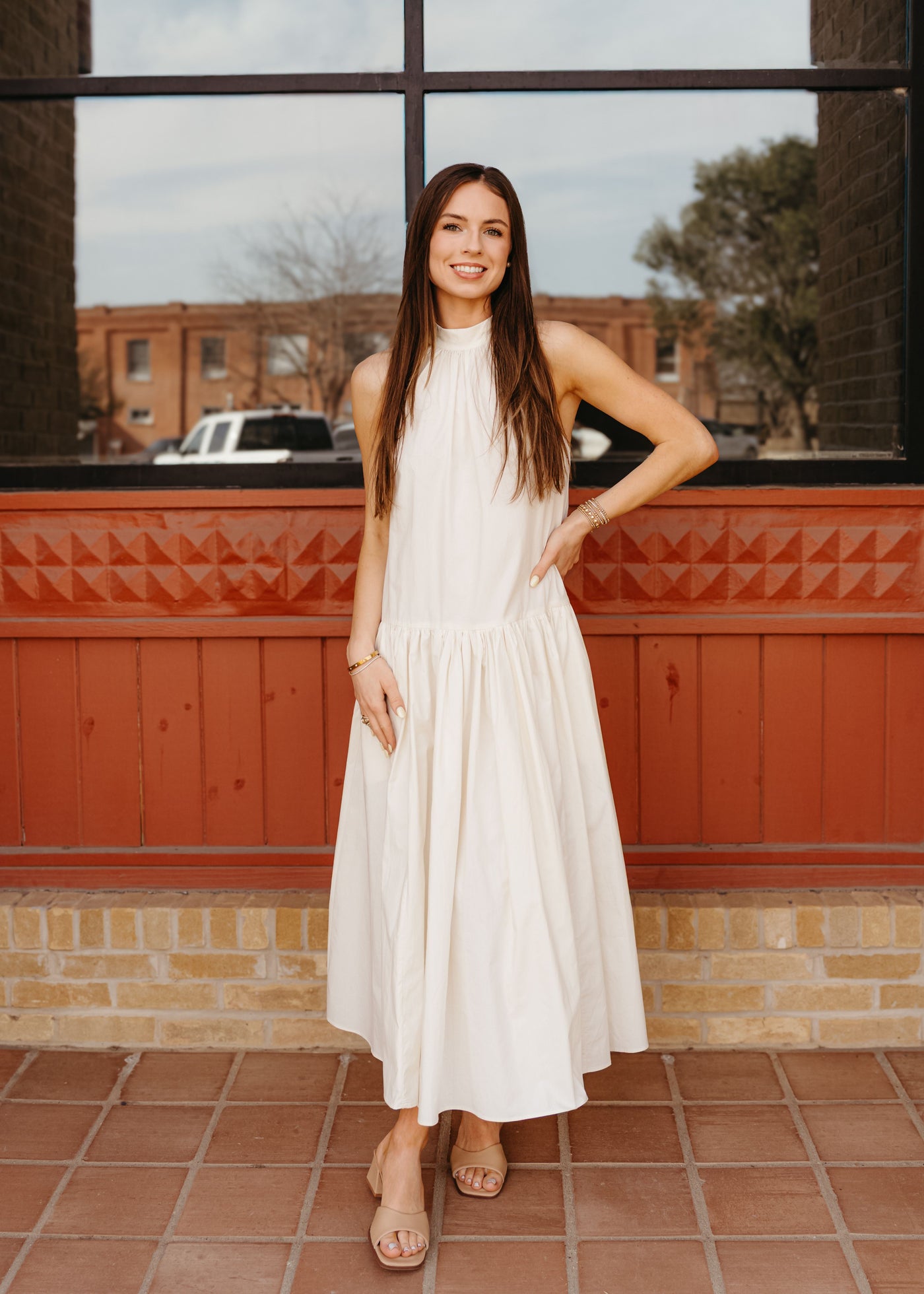 Off White Sleeveless Dress with Tie Back D4549