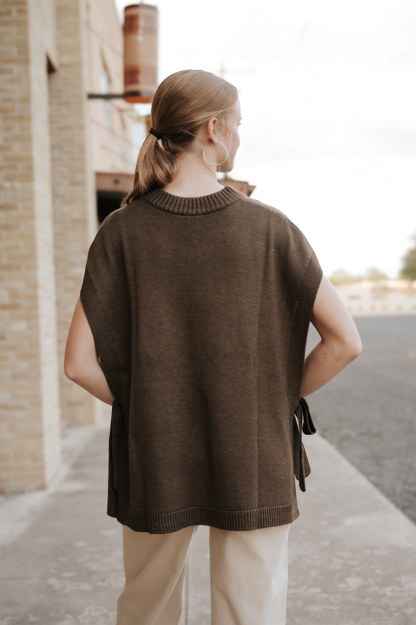 Tye Sweater Vest Brown 80140120BR