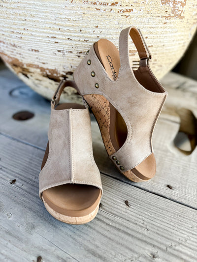 Corky’s Carley Camel Wedge