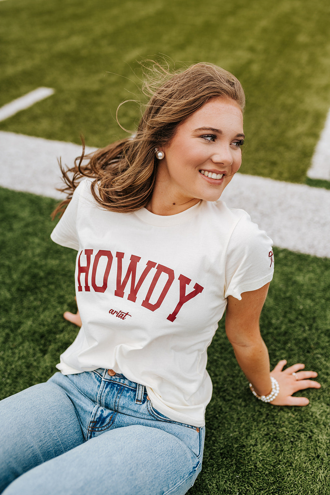 Ariat WMS Collegiate Howdy T-Shirt Maroon 10079910