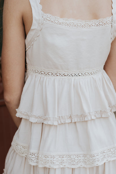 V-Neck Lace & Ruffle Sleeveless Tiered Mini Dress