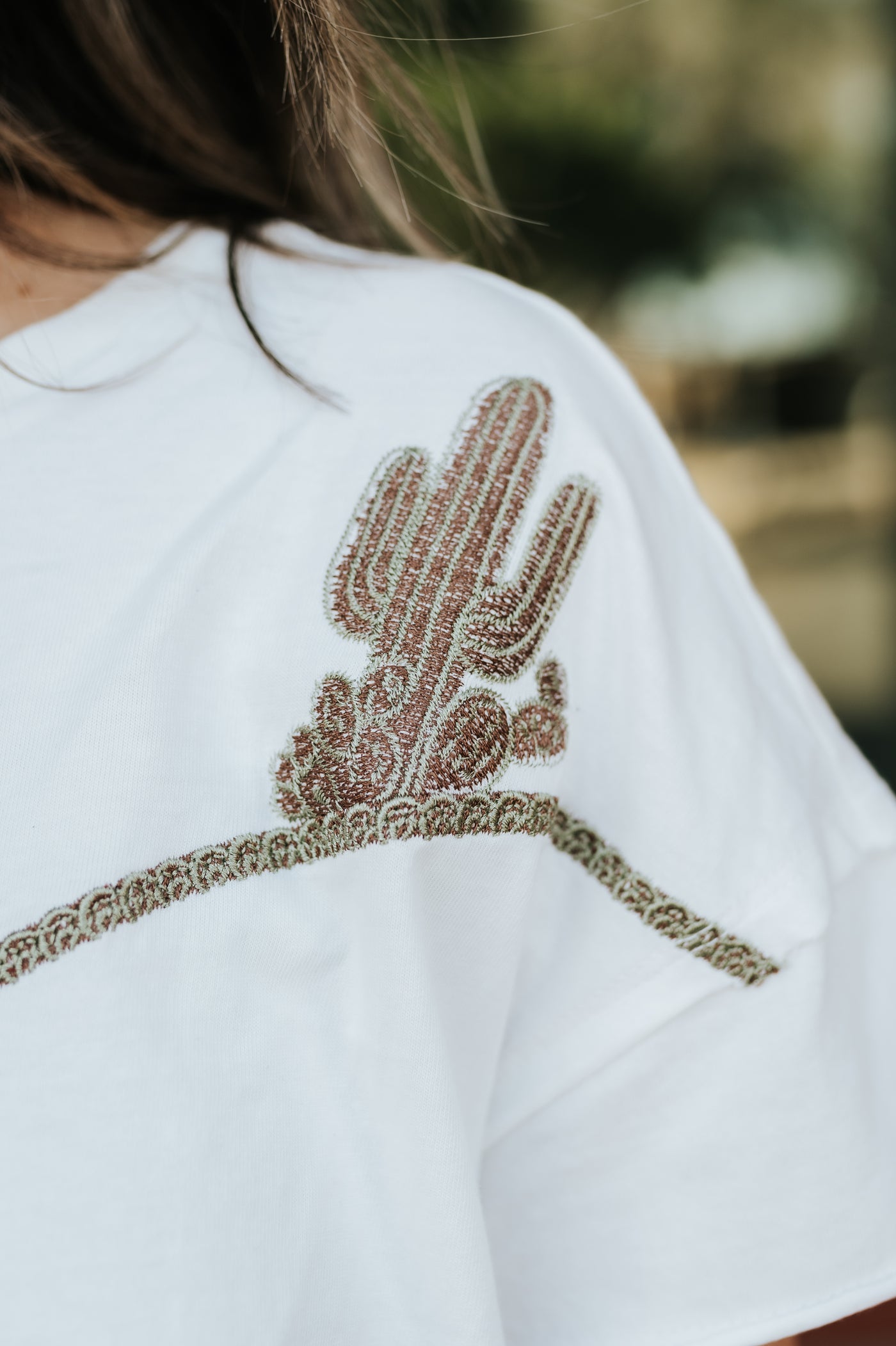 Off White Embroidered Western Tee 23376T