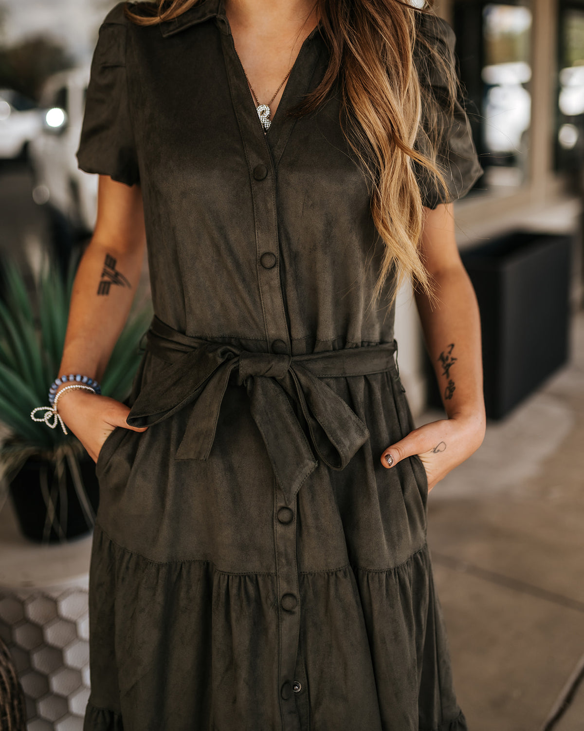 Olive Short Sleeve Tiered Suede Midi Dress SU50290
