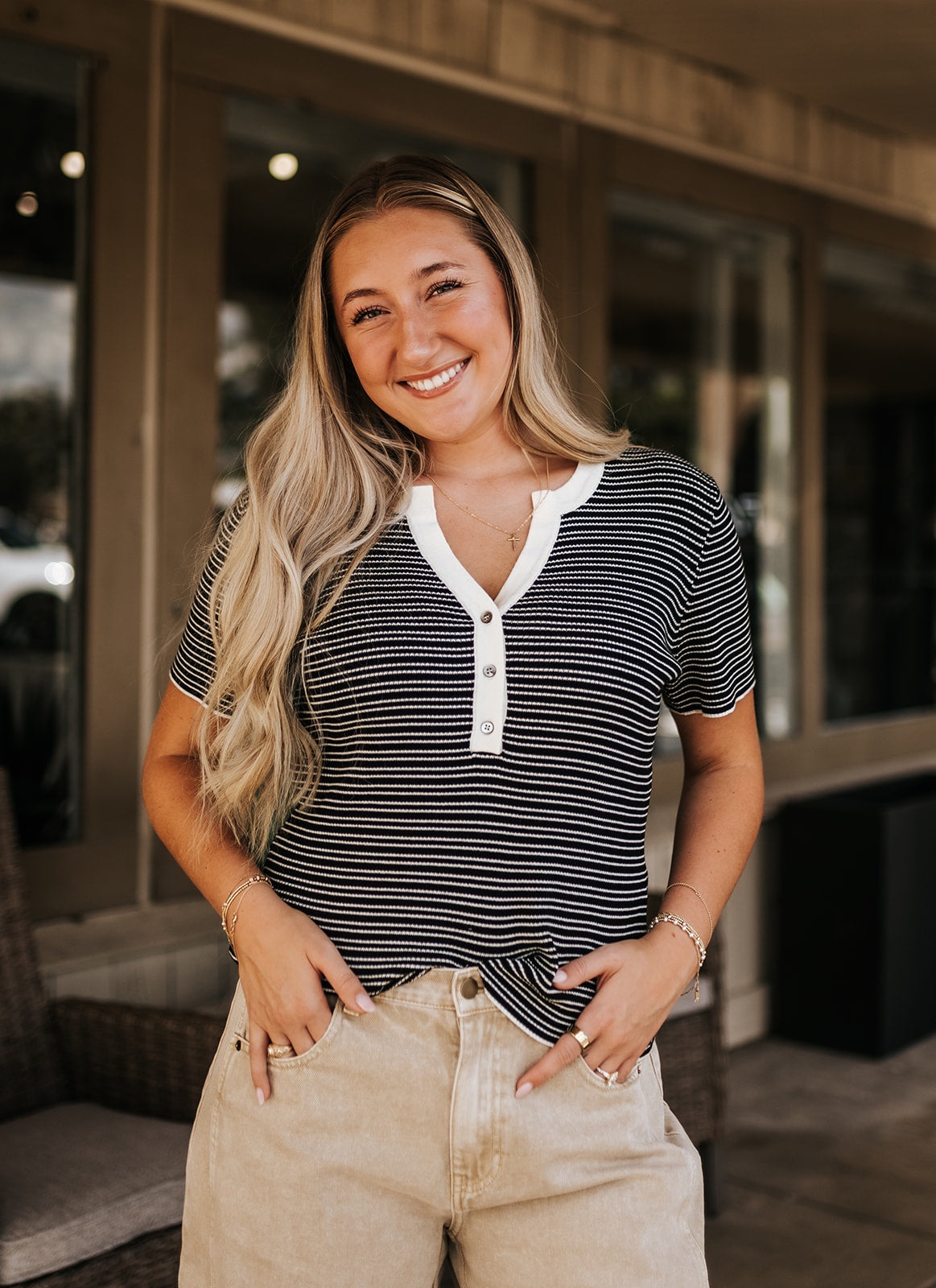Black/Cream Neya Short Sleeve Sweater