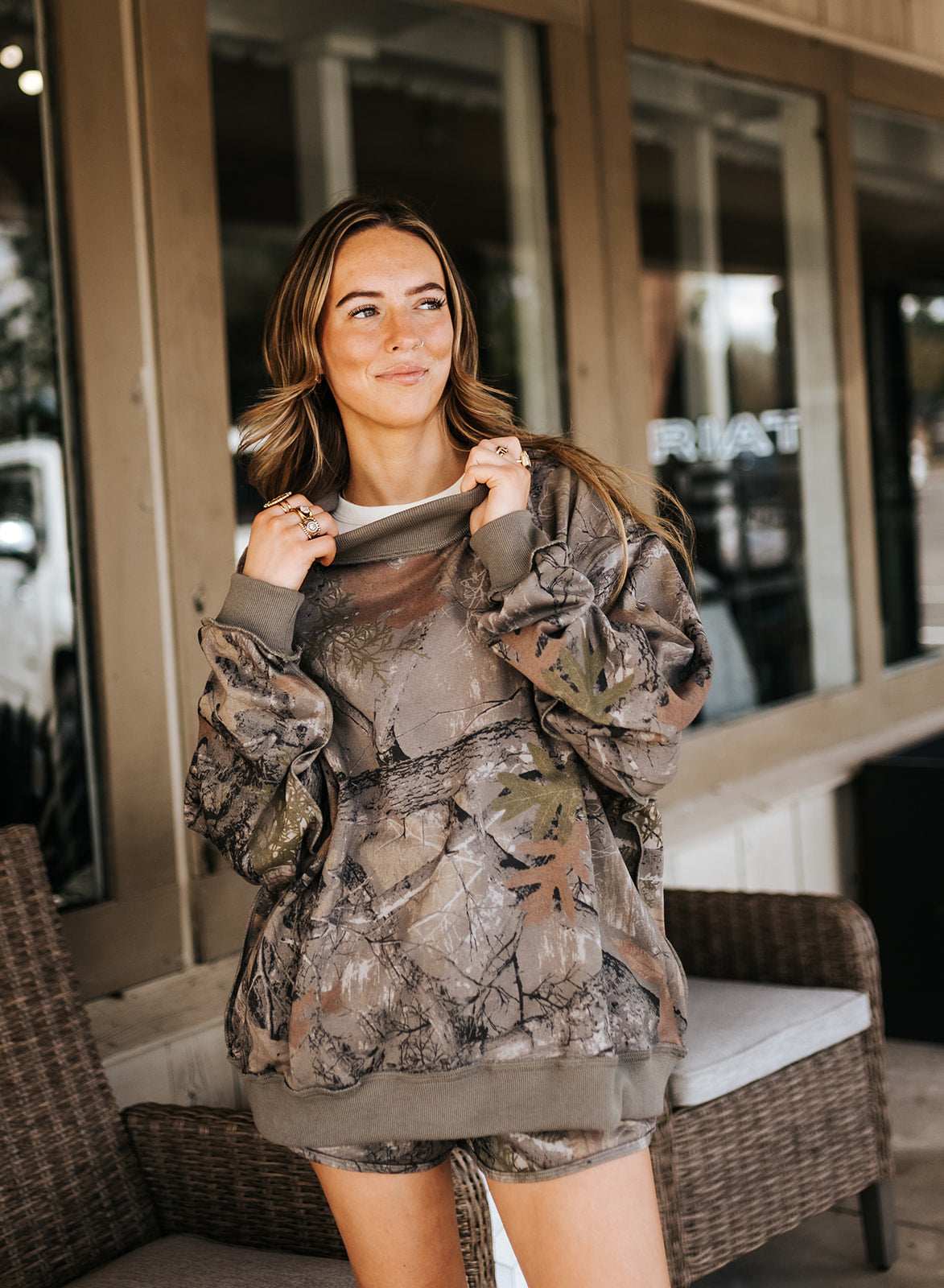 Real-Tree Camouflage Mock-Neck Sweatshirt IT2594