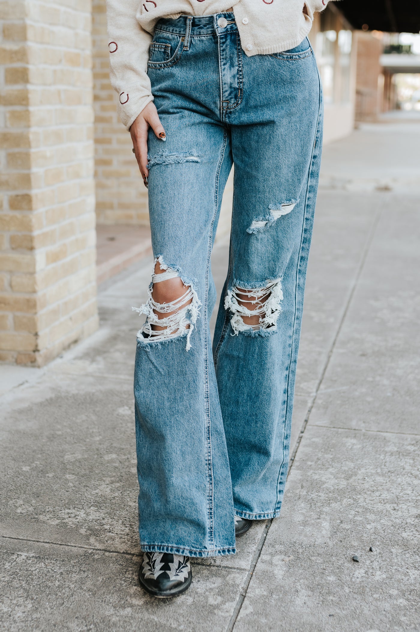 Rock & Roll Women's High Rise Palazzo Flare Medium Wash Jean BW8HD06405