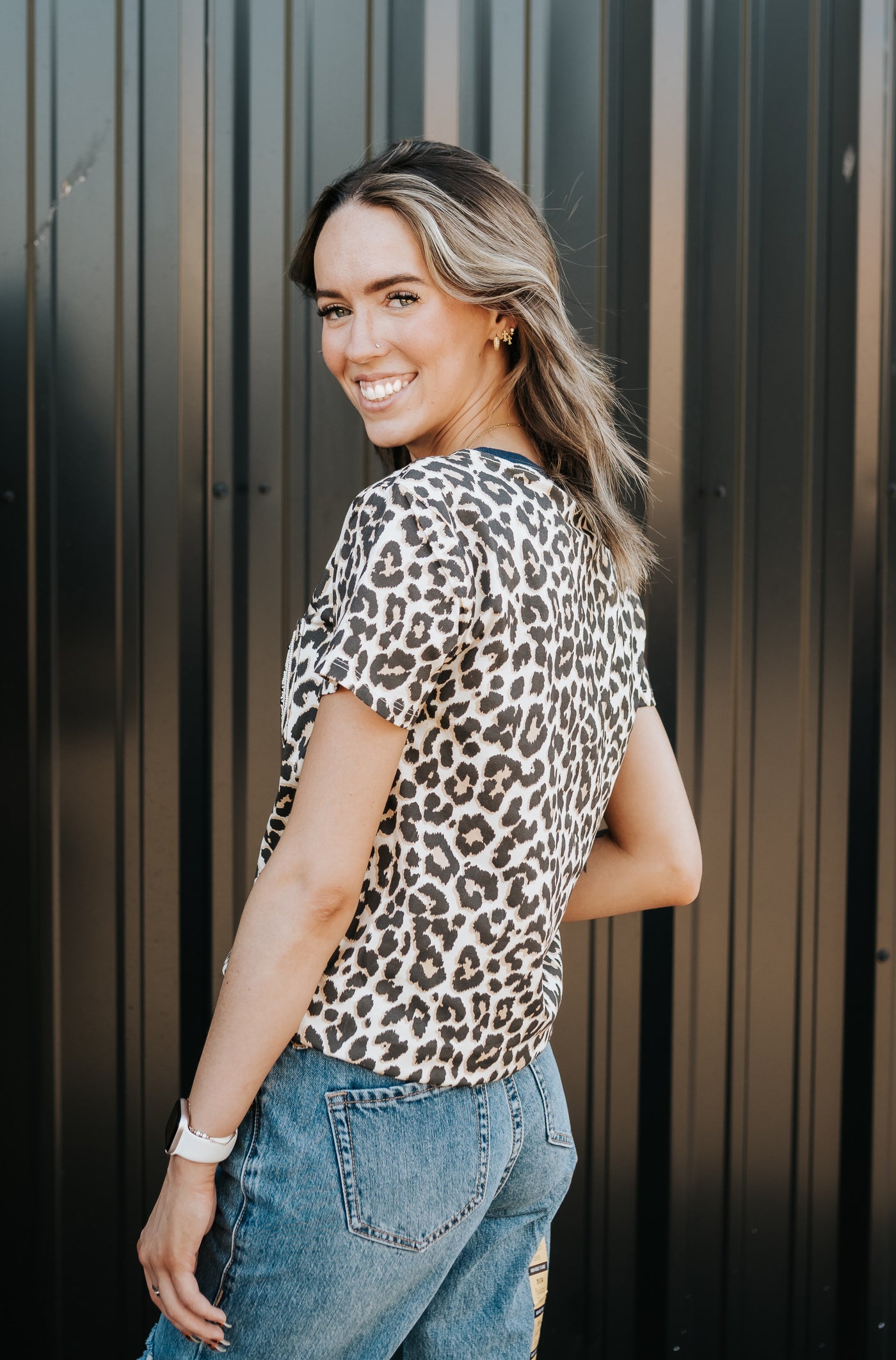 Lucky Lizzy Leopard Tee M2499Q