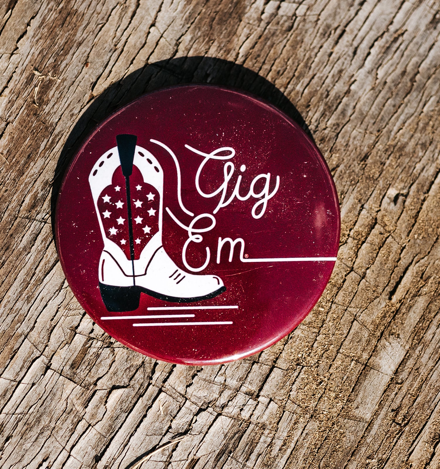 White Boot Gig 'Em Button 2036