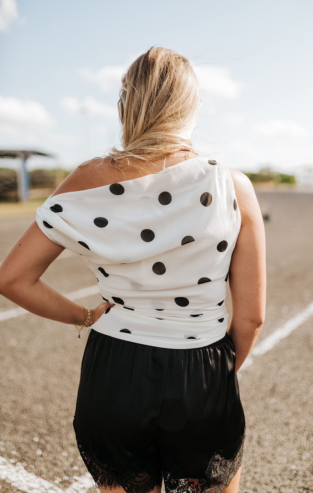 White/Black Polka Dot Top IT4652
