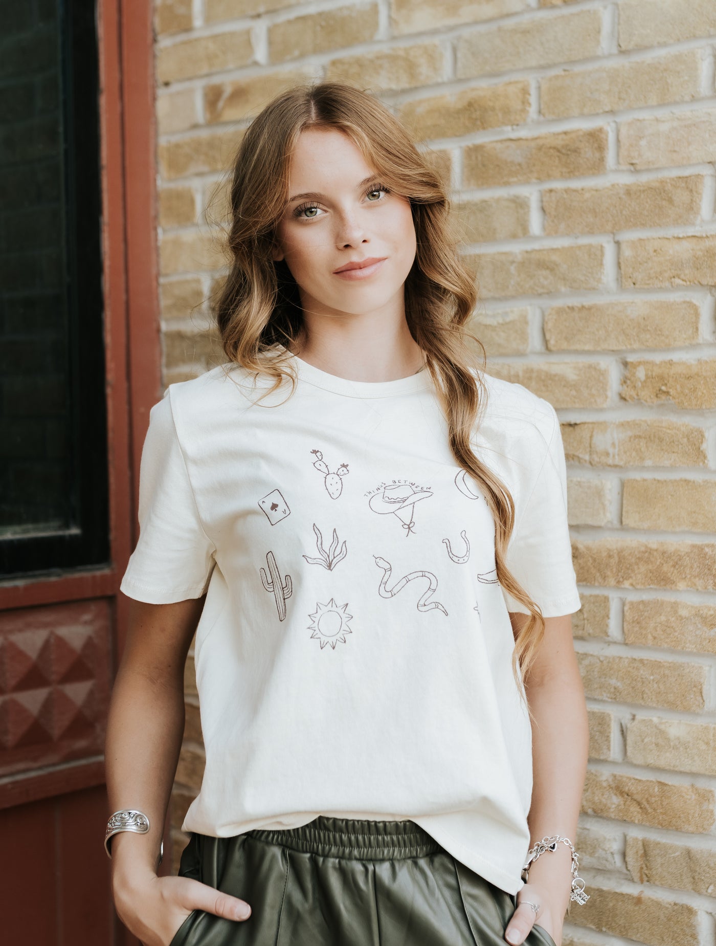 Cream Graphic Tee TBT1288C