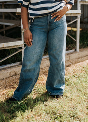 The Head Turner High Rise Wide Leg Hush DP263554S