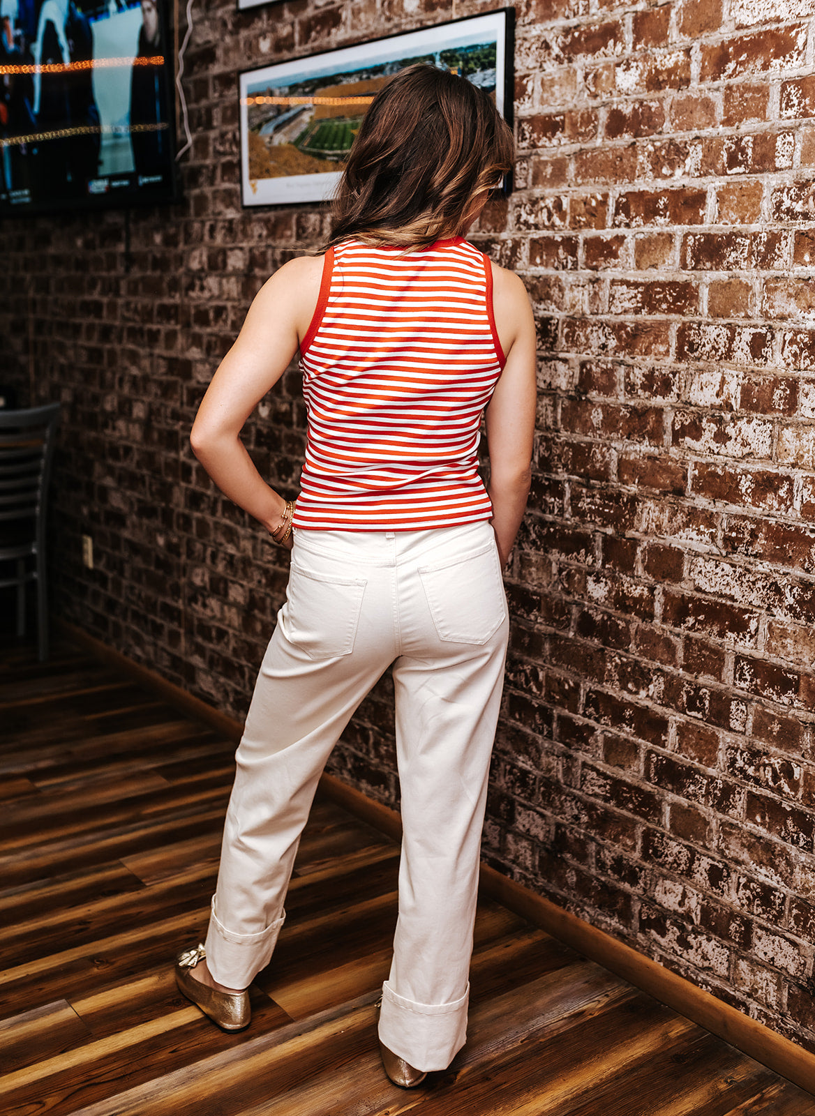 White/Red Stripe Sleeveless Tank Top MT21138-1