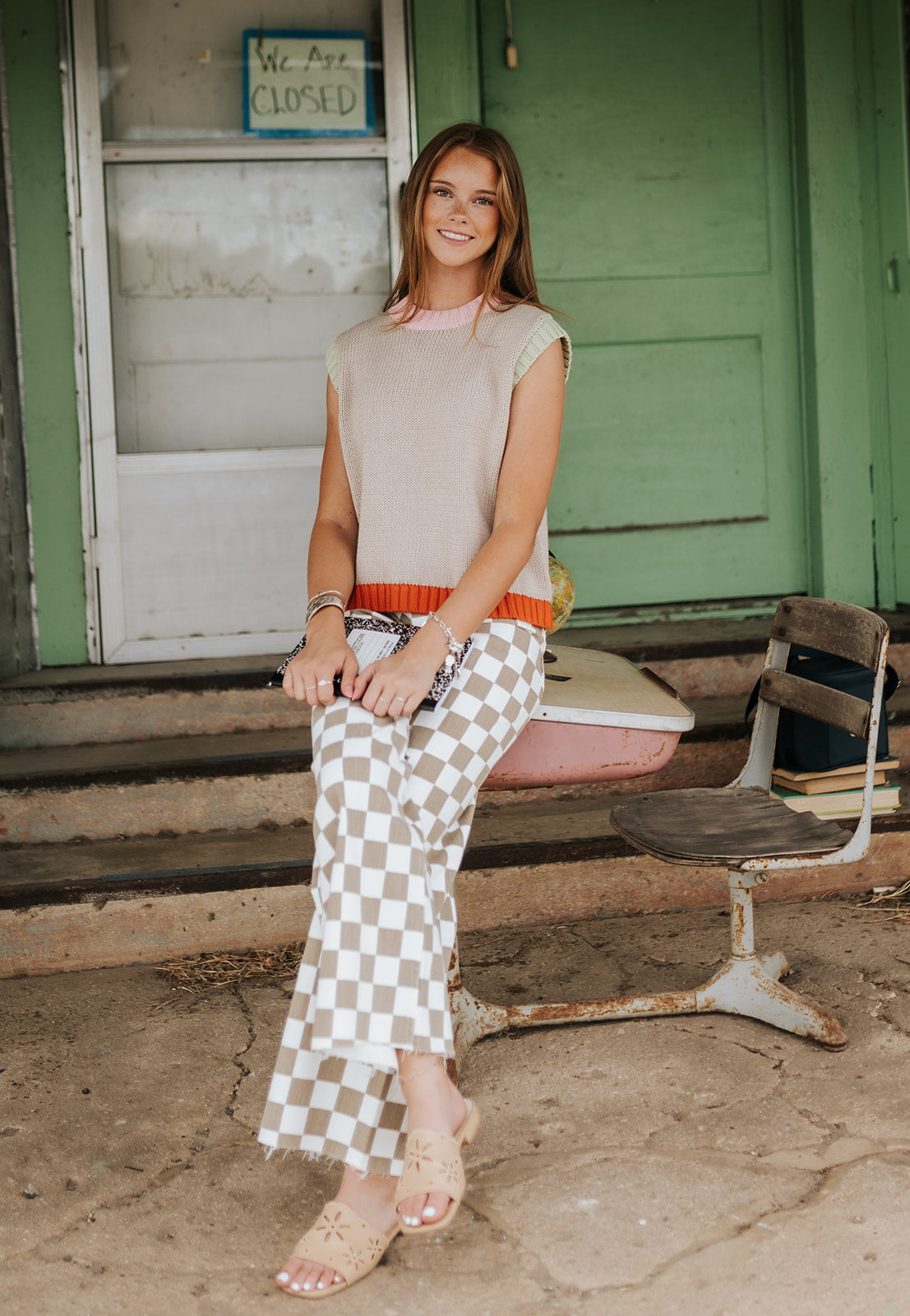 Tan Checkered Pants P7497