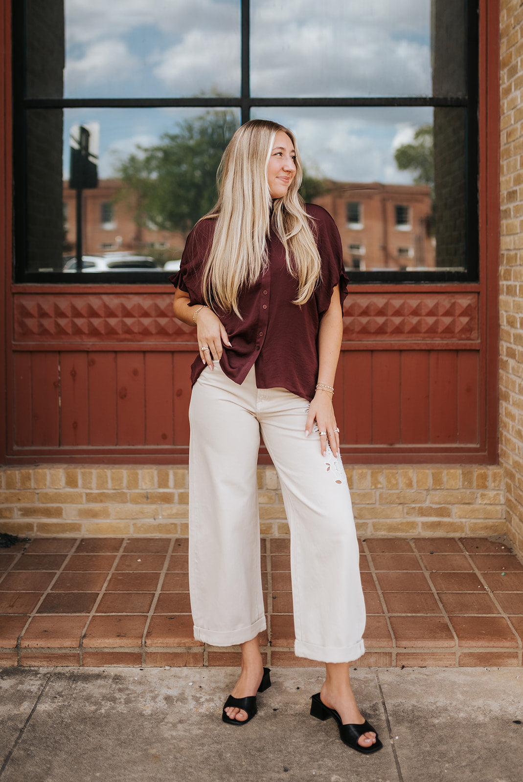 Wine Ruffle Sleeve Button-up Blouse VB9211