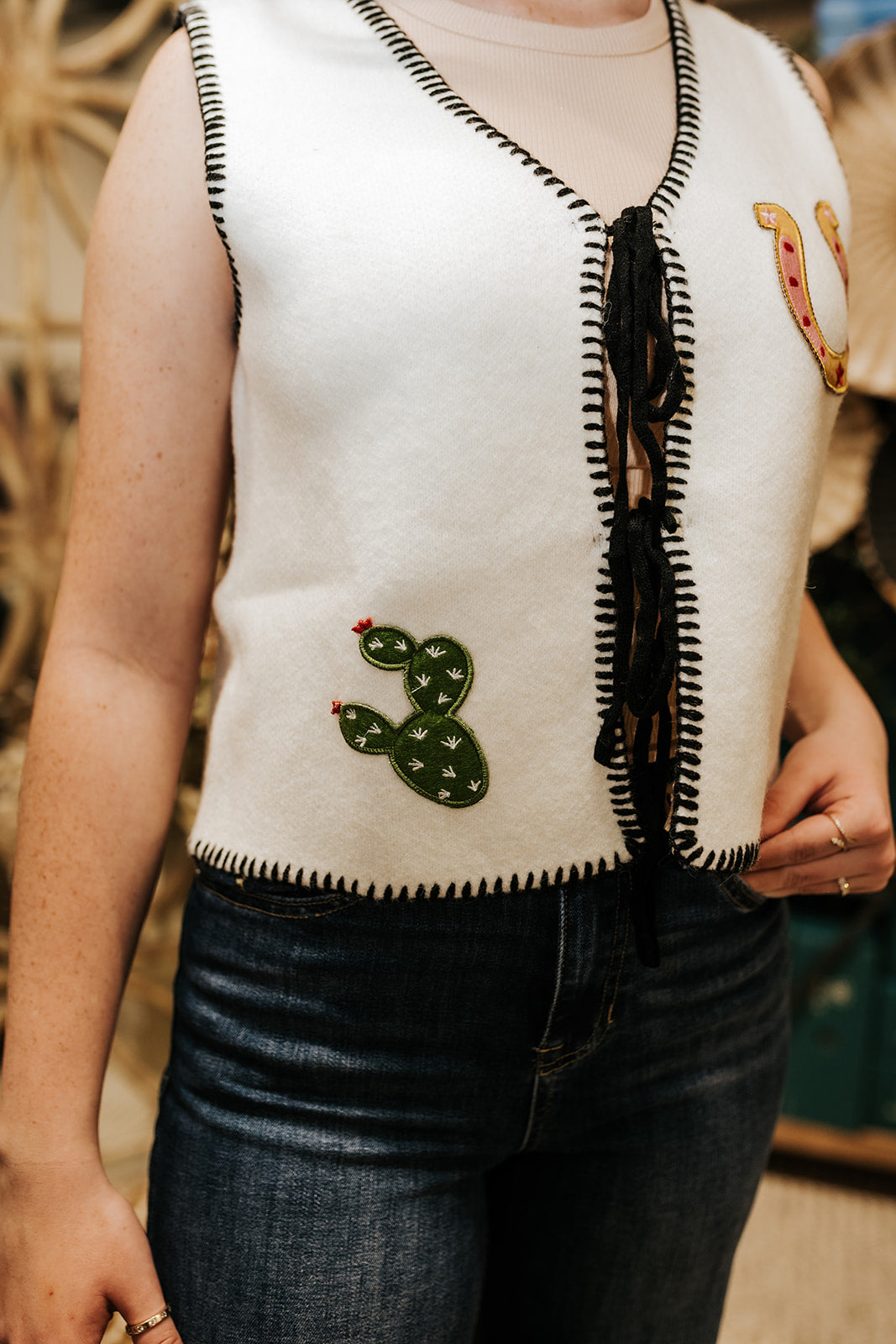 Ivory Western Patch Sweater Vest IKJ200473-01