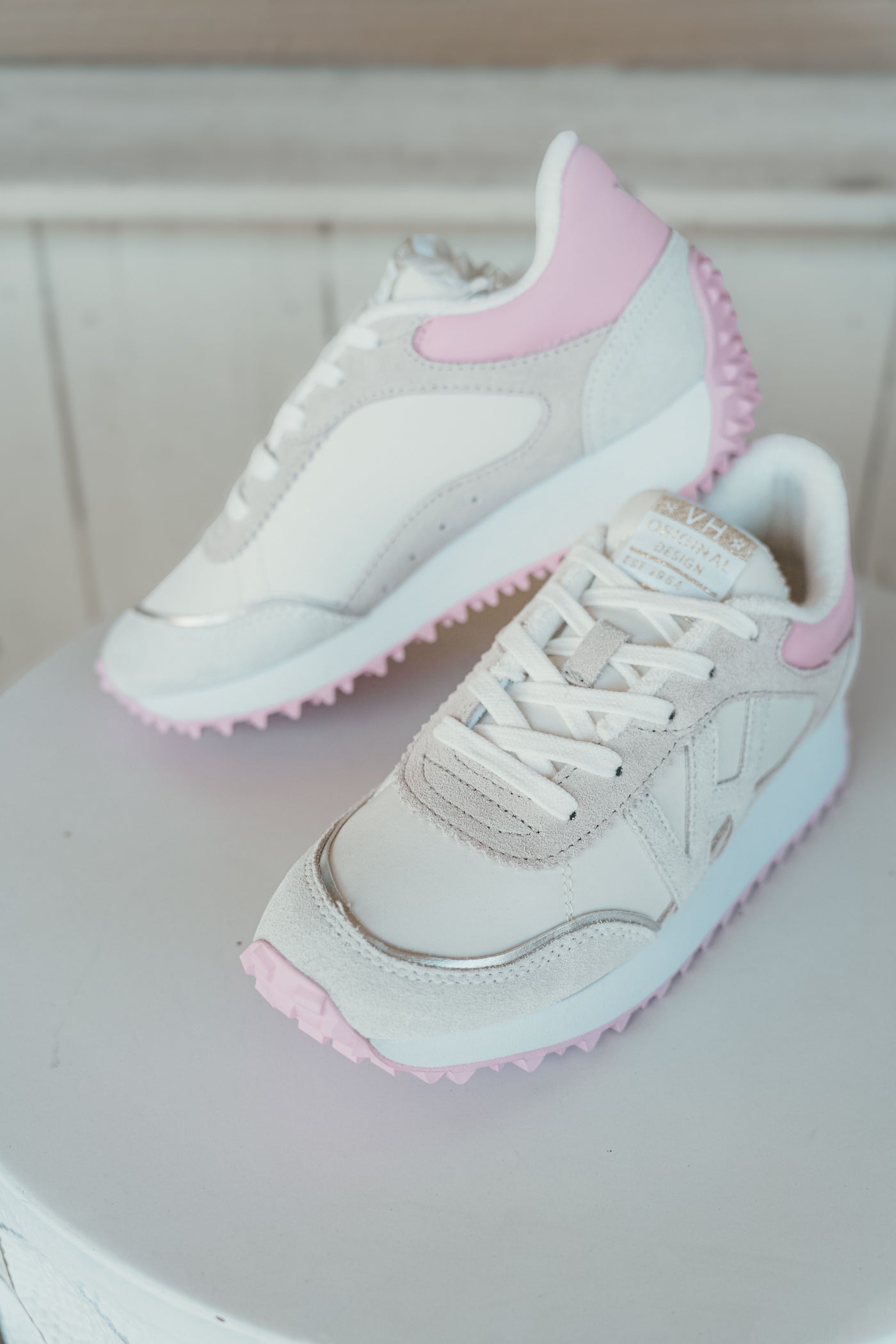 Cosmic 42 Baby Pink/Silver