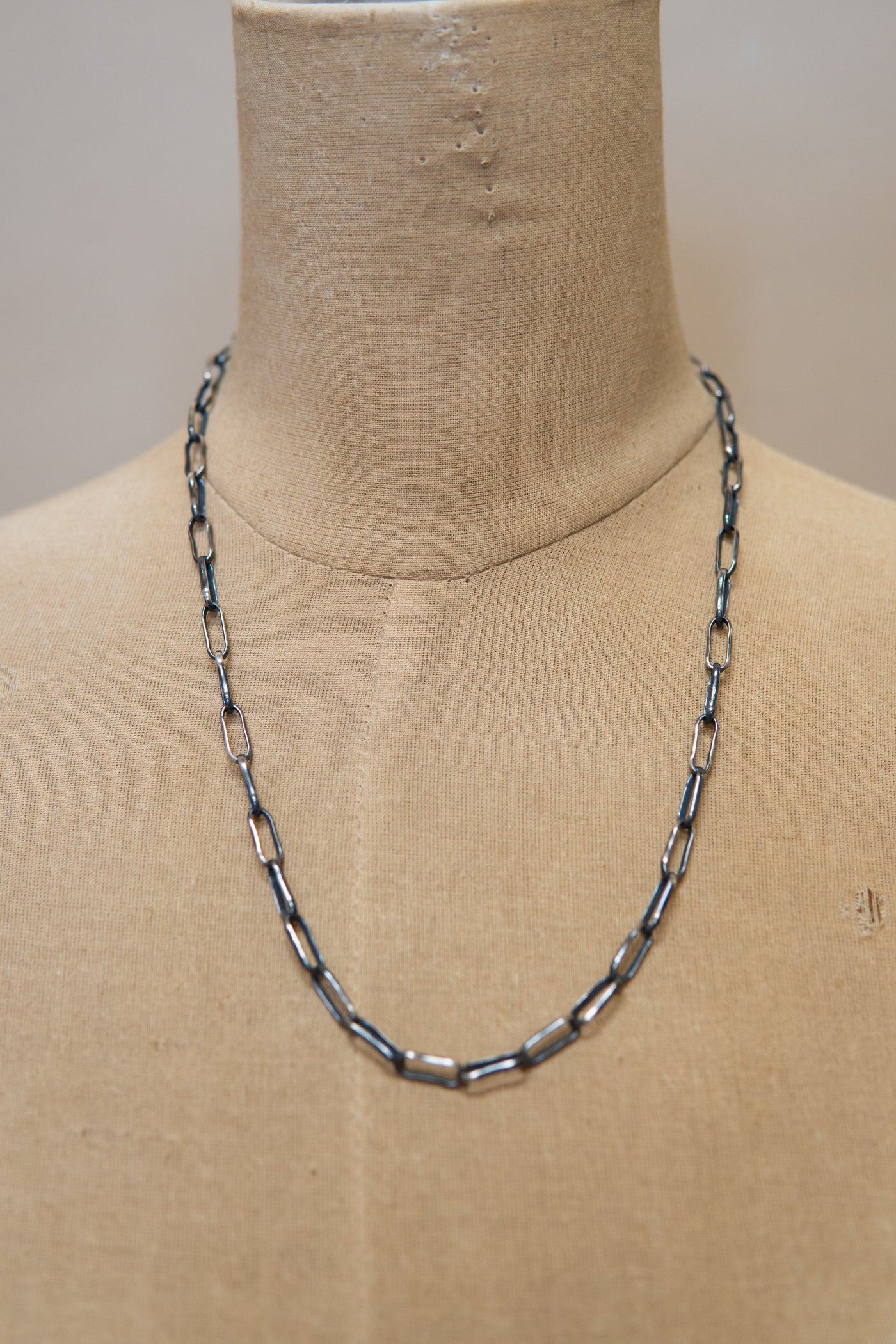 SS Lg Paperclip Chain 22"
