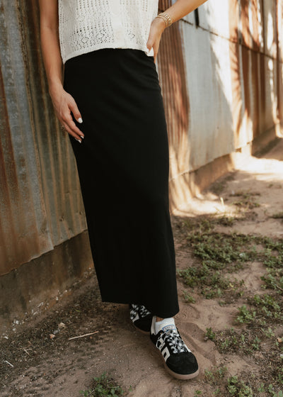 Gail Midi Skirt True Black ZK253837