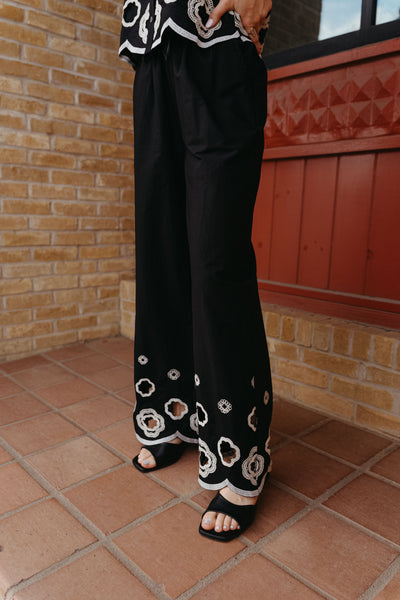 Black High Waist Scallop Design Pants P26324