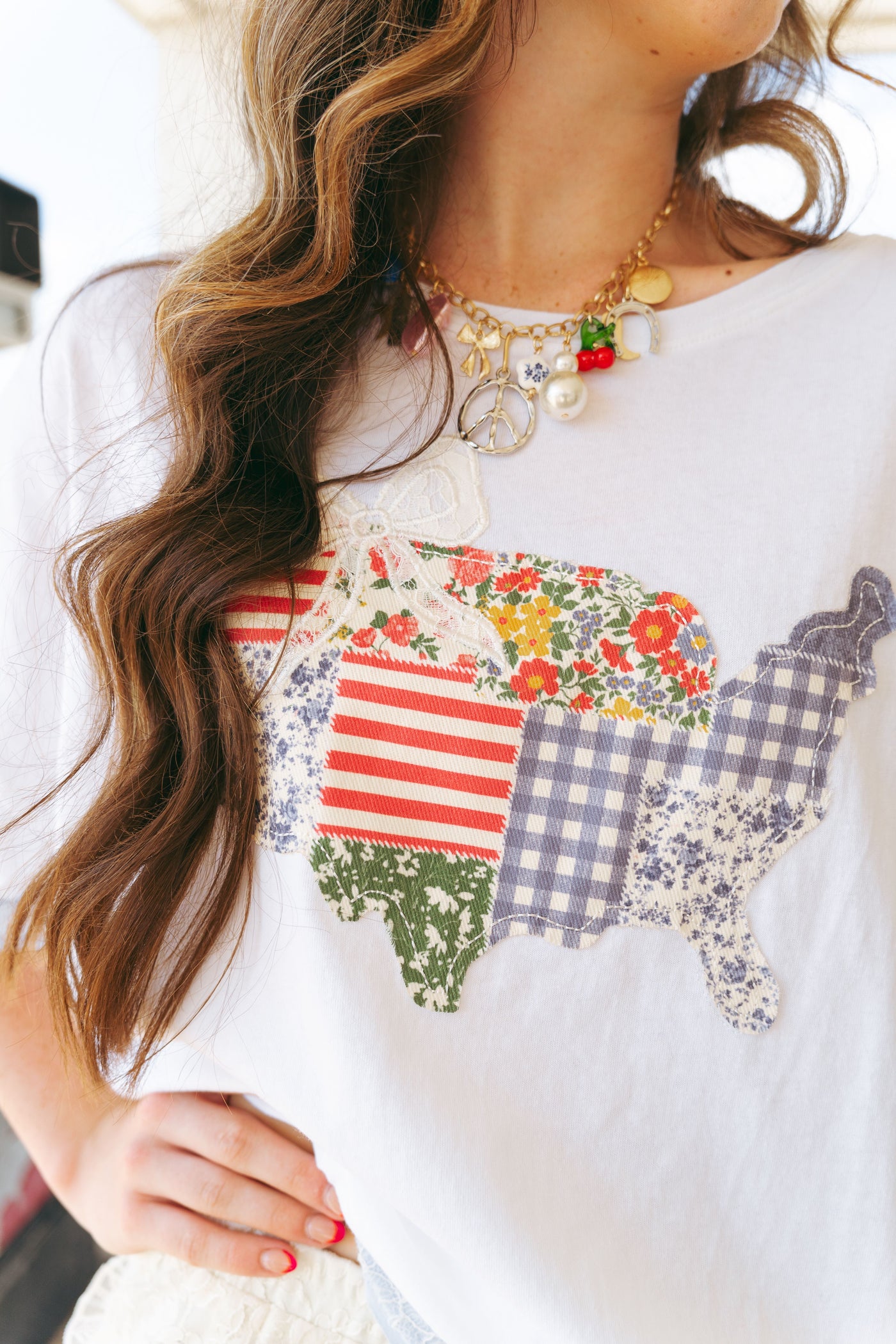 America Lace Detail Oversized T-Shirt IKT39818-03