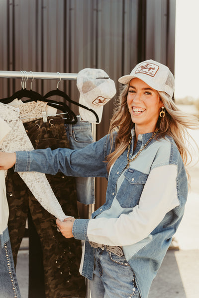 Wrangler Women's Pieced Boyfriend Denim Western Snap Shirt 112360740