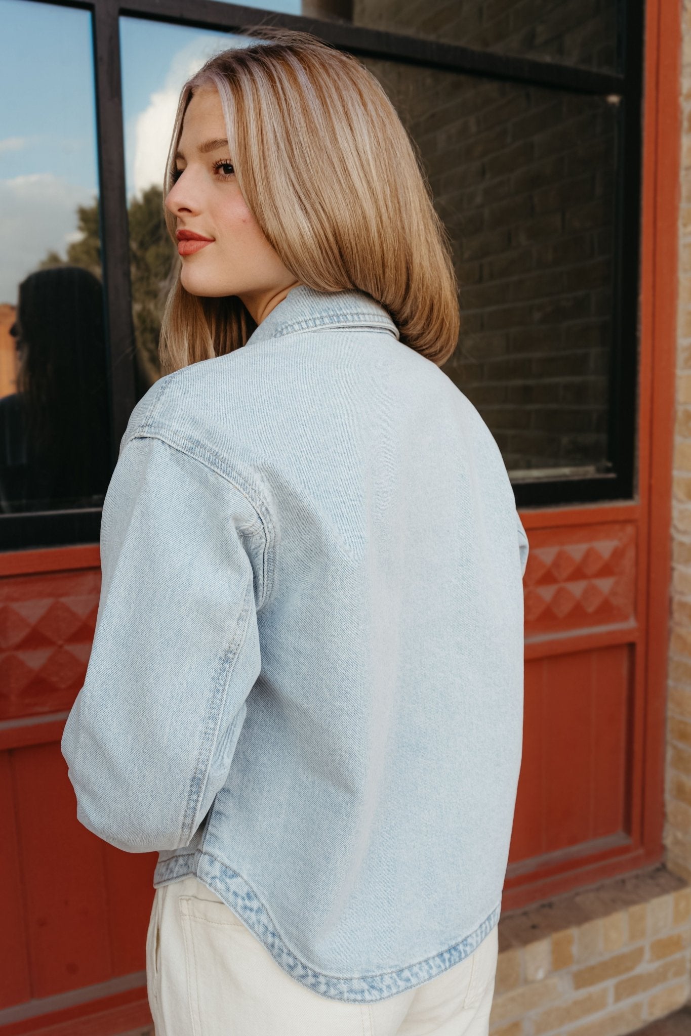 All Day Cropped Denim Jacket Faded Indigo ZJ251850 - Southern Soule Designs