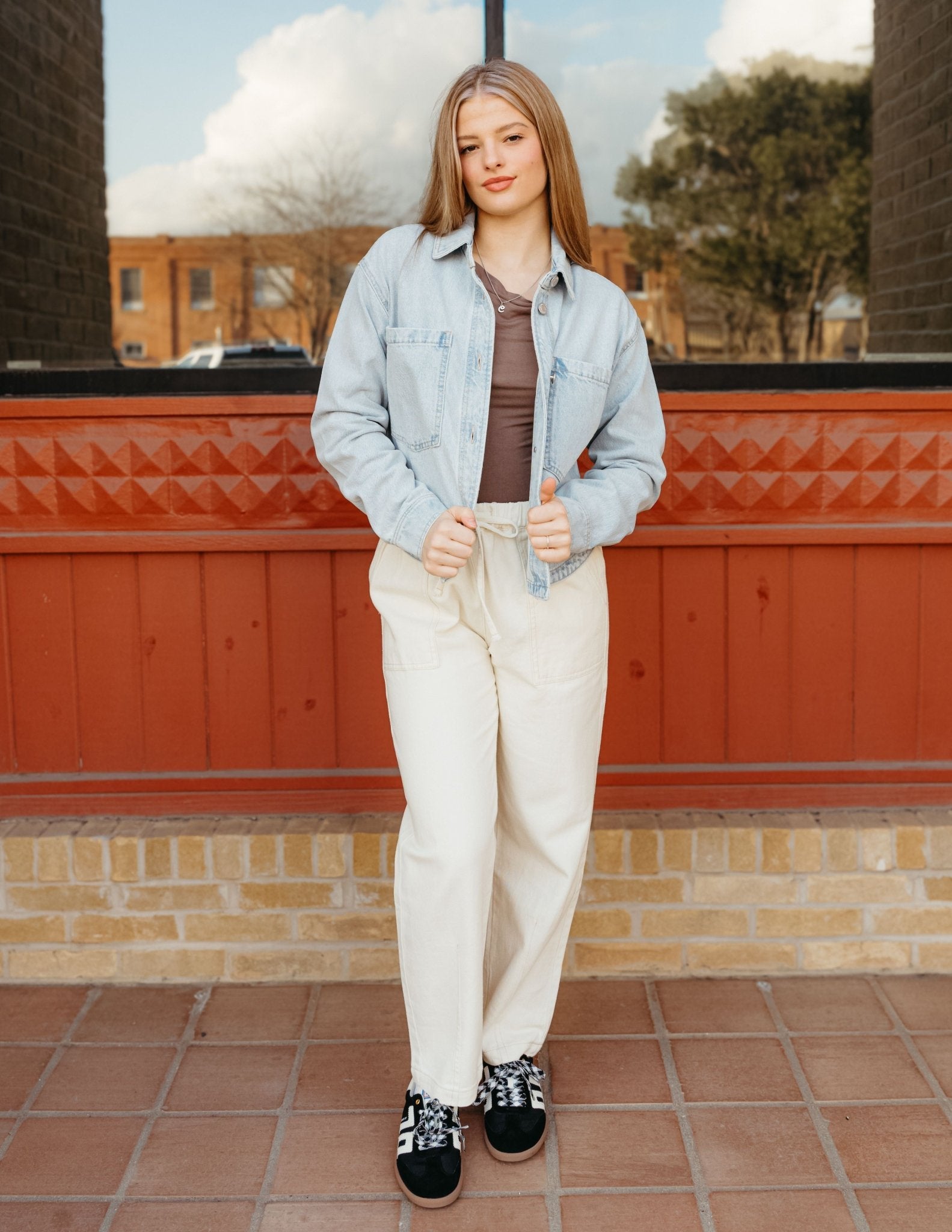 All Day Cropped Denim Jacket Faded Indigo ZJ251850 - Southern Soule Designs